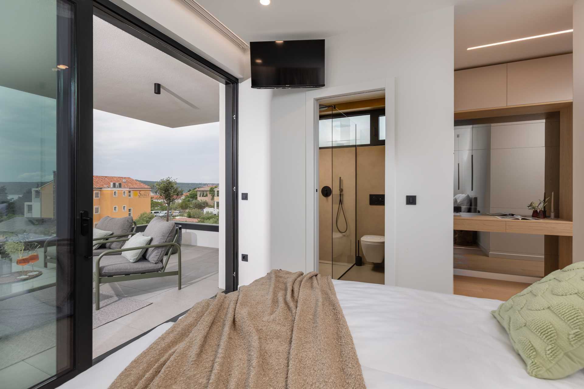 Luxusvilla 45° mit Infinity-Pool