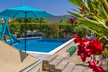 Holiday House in Kornić for up to 6 Guests