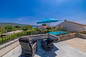 Holiday House in Kornić for up to 6 Guests