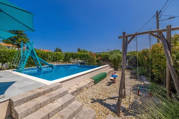 Holiday House in Kornić for up to 6 Guests