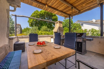 Holiday House in Kornić for up to 6 Guests