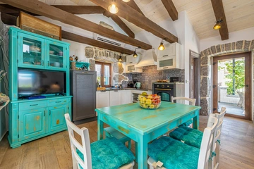 Holiday House in Kornić for up to 6 Guests