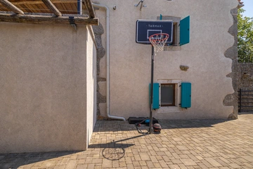 Holiday House in Kornić for up to 6 Guests