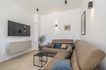 Three-Bedroom Villa with Private Pool in Pinezići, Krk