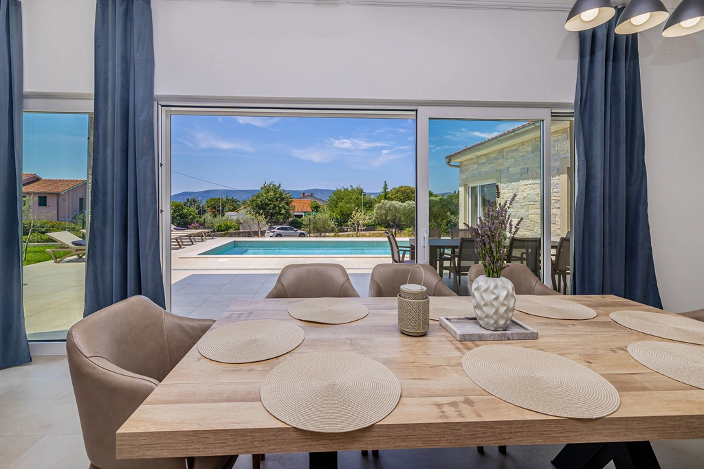Three-Bedroom Villa with Private Pool in Pinezići, Krk