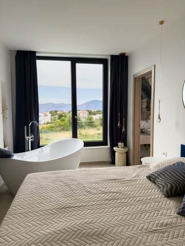 Holiday House in Linardici with Private Pool