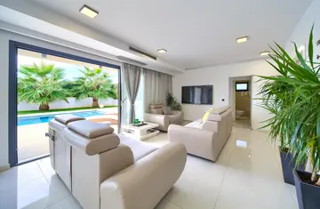 Villa in Vrh with Indoor/Outdoor Pool & Sauna