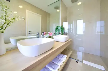 Villa in Vrh with Indoor/Outdoor Pool & Sauna