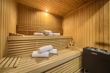 Villa in Vrh with Indoor/Outdoor Pool & Sauna