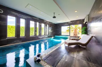 Villa in Vrh with Indoor/Outdoor Pool & Sauna