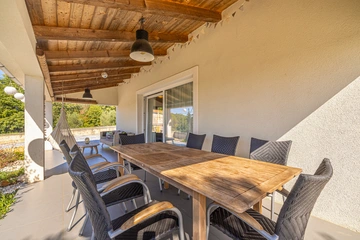 Holiday House in Kras with Private Pool