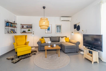 Holiday House in Kras with Private Pool