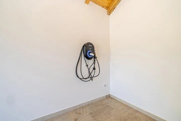 Holiday House in Kras with Private Pool