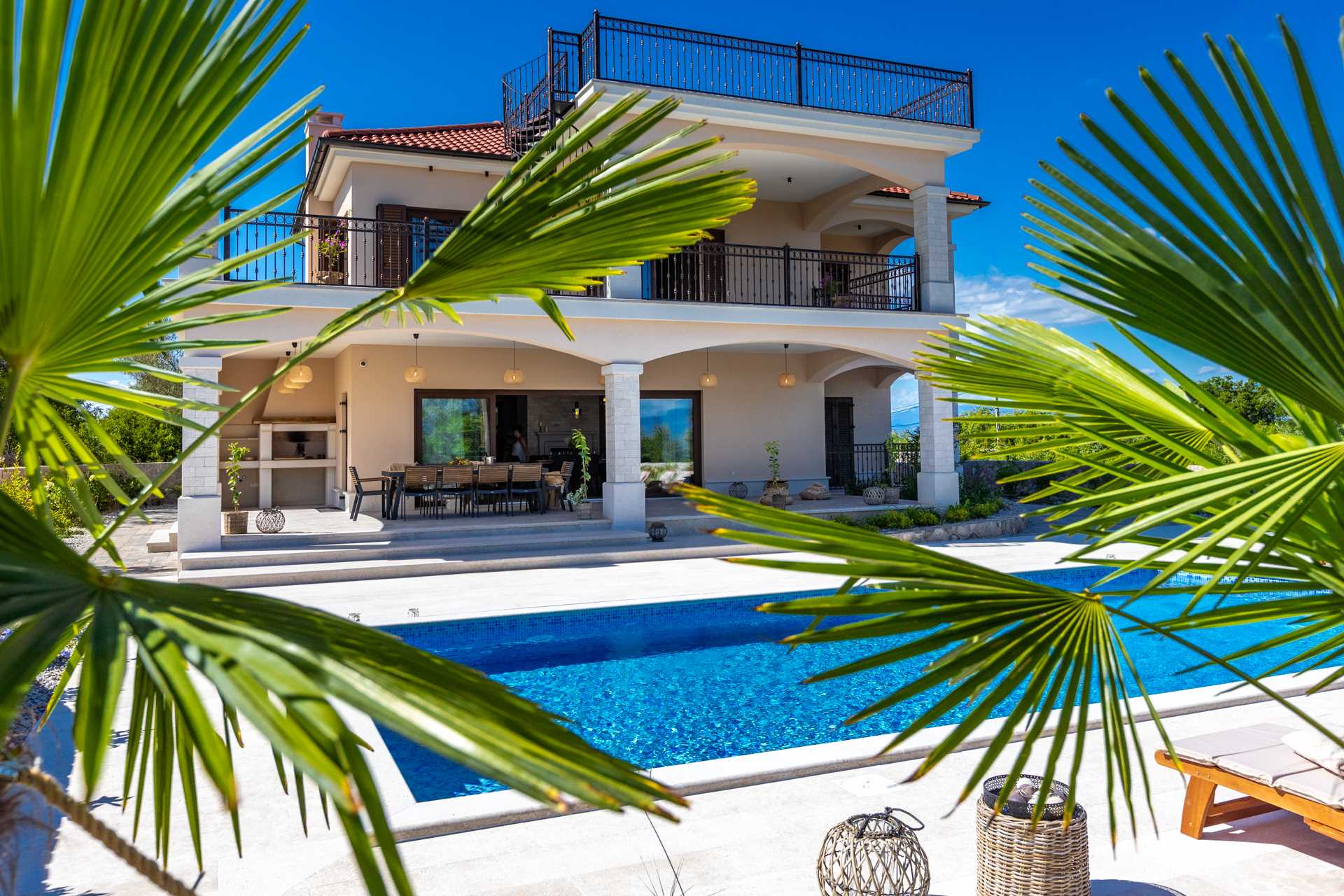 Luxusvilla GLABROVA mit Pool, Whirlpool und Sauna