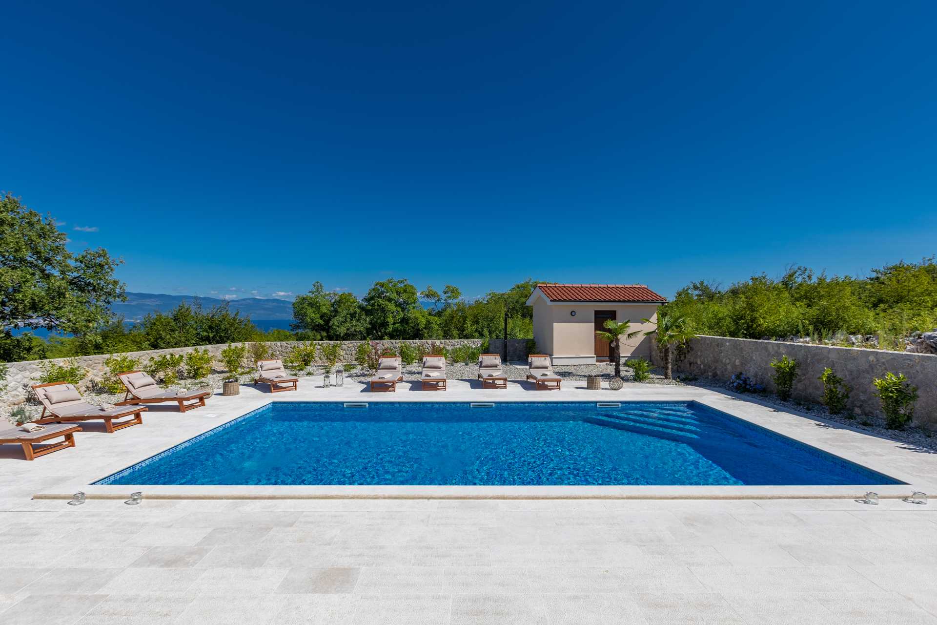 Luxusvilla GLABROVA mit Pool, Whirlpool und Sauna