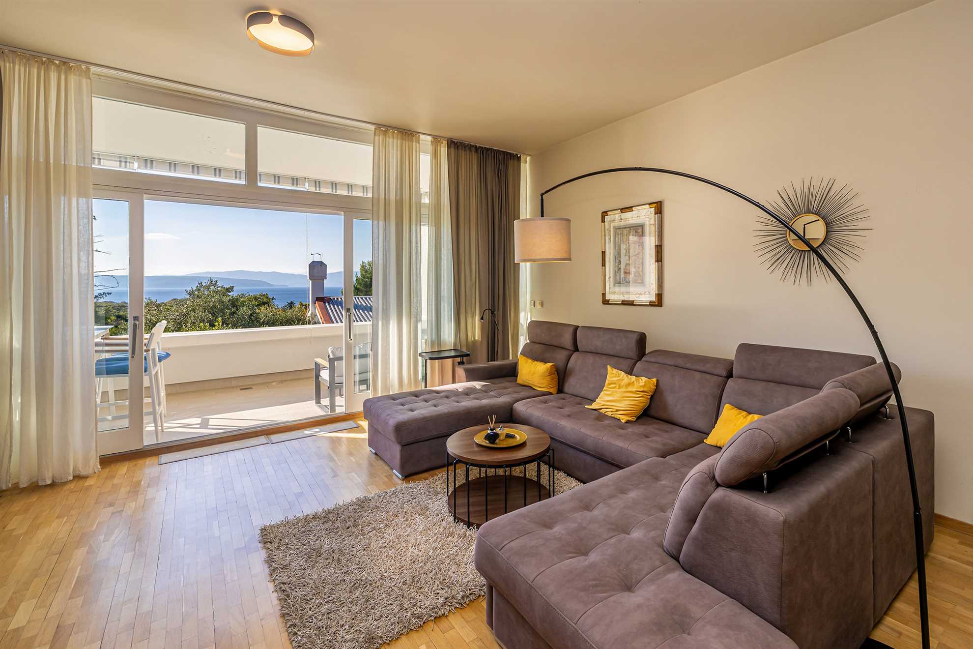 Kuća za odmor GRACE s privatnim jacuzzijem