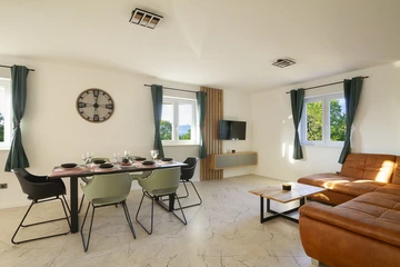 Apartment in Hlapa with Private Pool & 3 Bedrooms