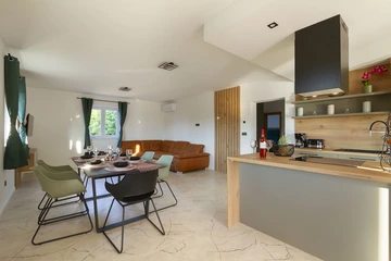 Apartment in Hlapa with Private Pool & 3 Bedrooms