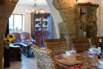 4-Bedroom Holiday House with Private Pool in Hlapa