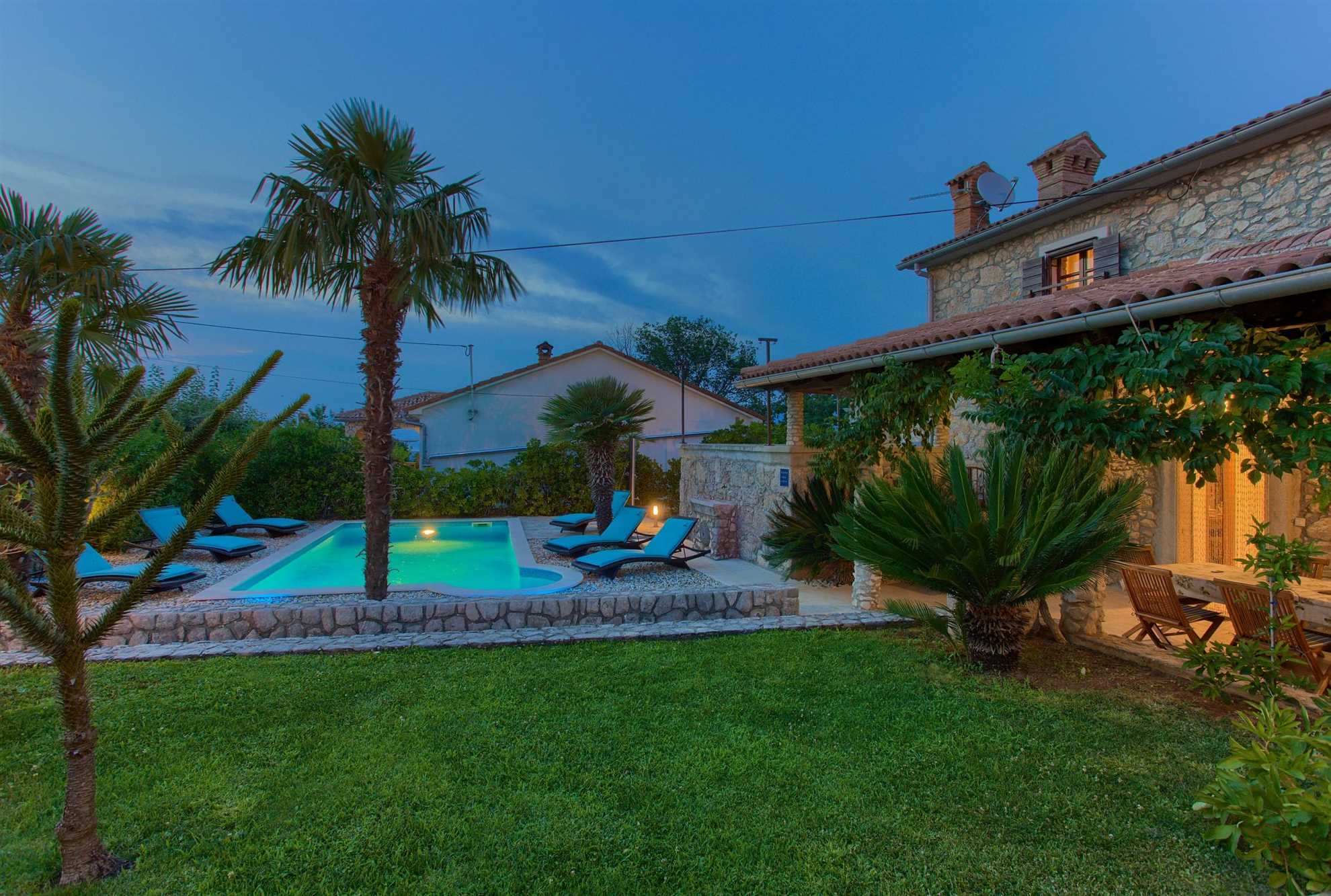 Rustikales Ferienhaus MAGDALEA mit Pool