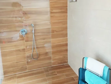 Kras 4-Bedroom House with Private Pool