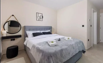 Villa in Garica for 8 Guests with Private Pool