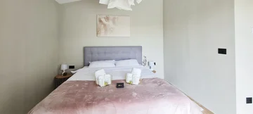 Villa in Garica for 8 Guests with Private Pool