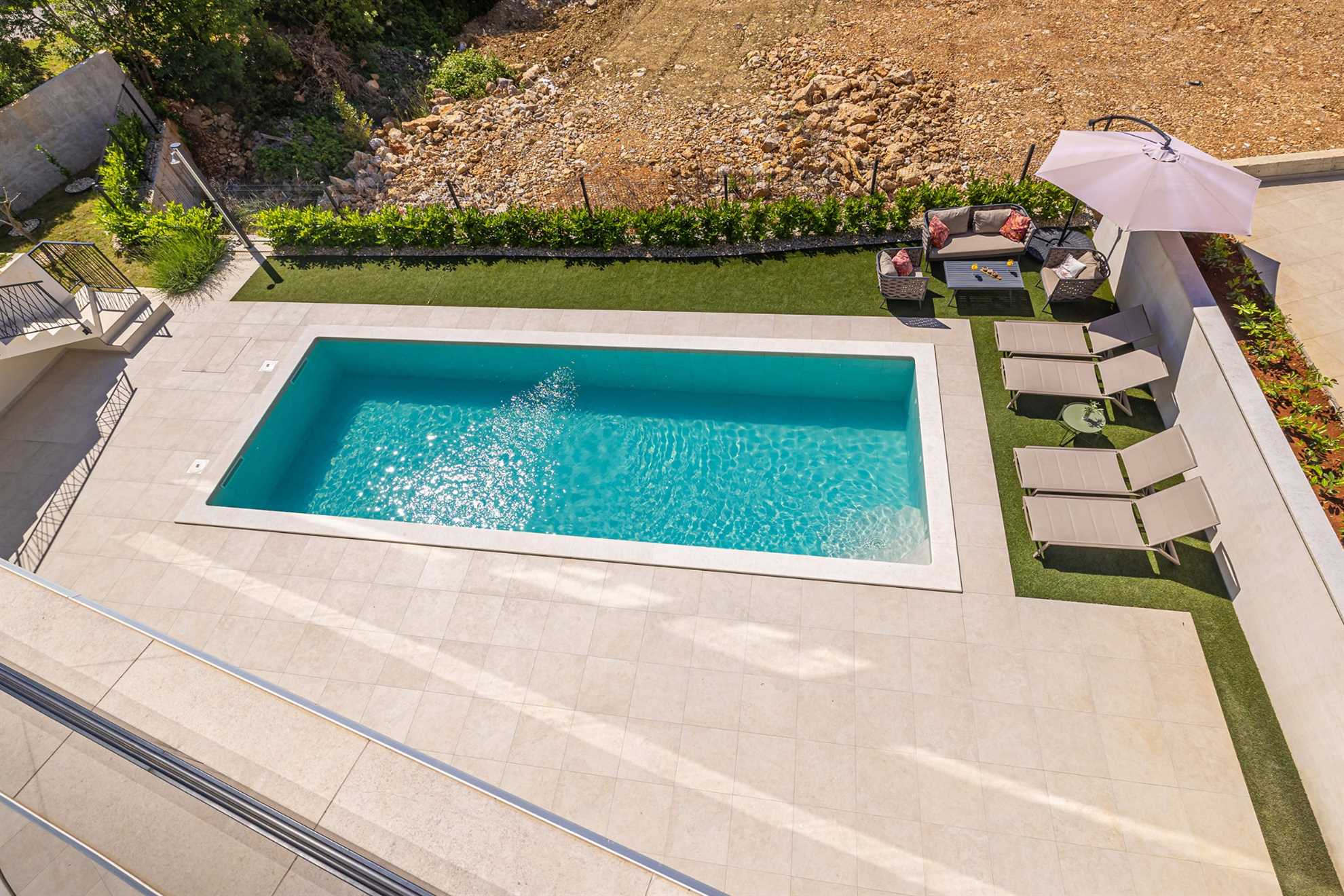 Luxury apartment LaRiv II with pool