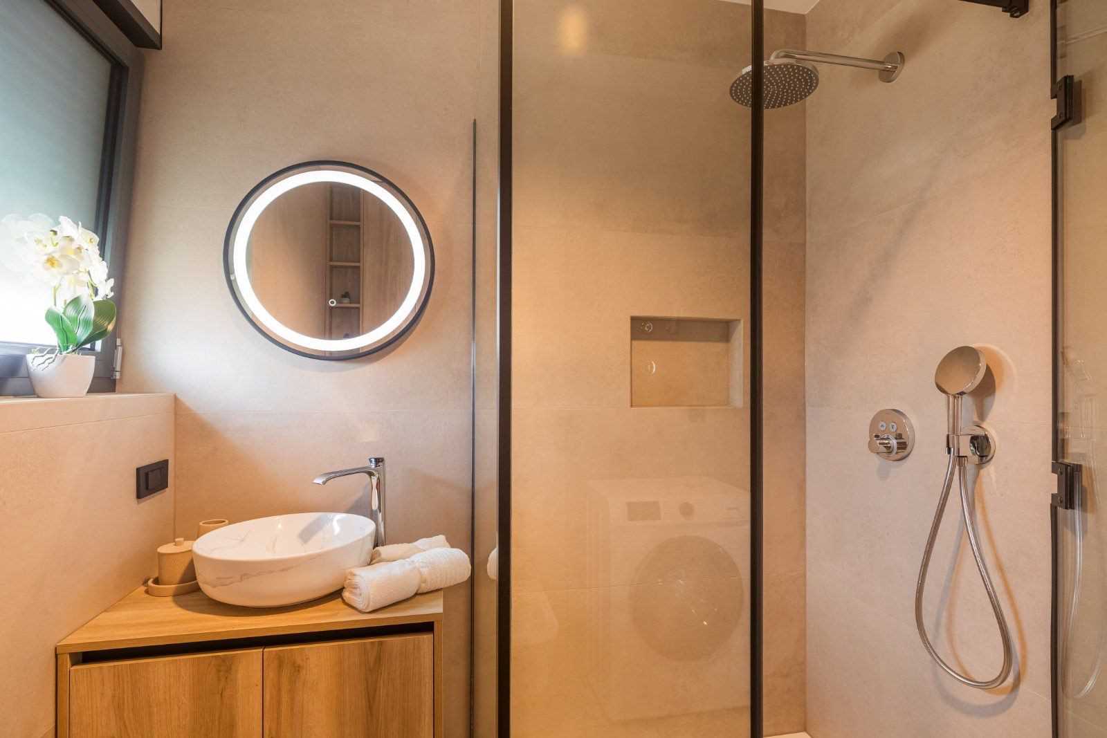 Luxury apartment LaRiv II with pool