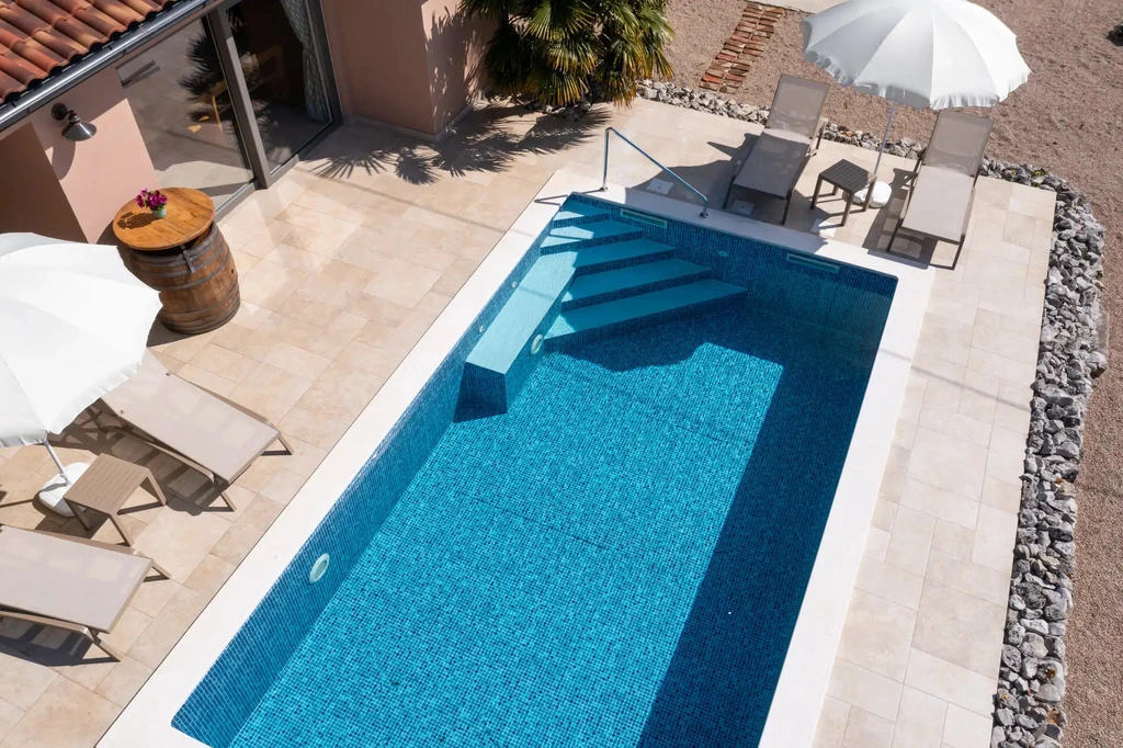 3-Bedroom Villa in Malinska with Private Pool