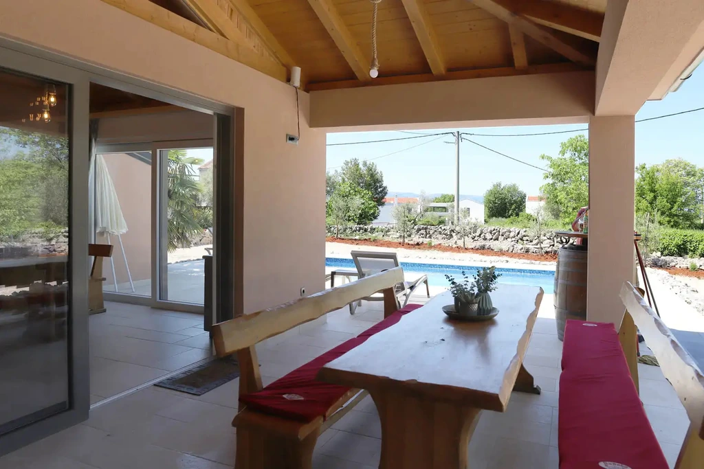 3-Bedroom Villa in Malinska with Private Pool