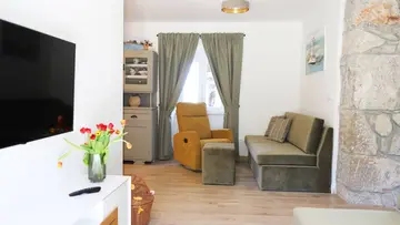 3-Bedroom Villa in Malinska with Private Pool