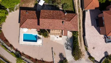 3-Bedroom Villa in Malinska with Private Pool