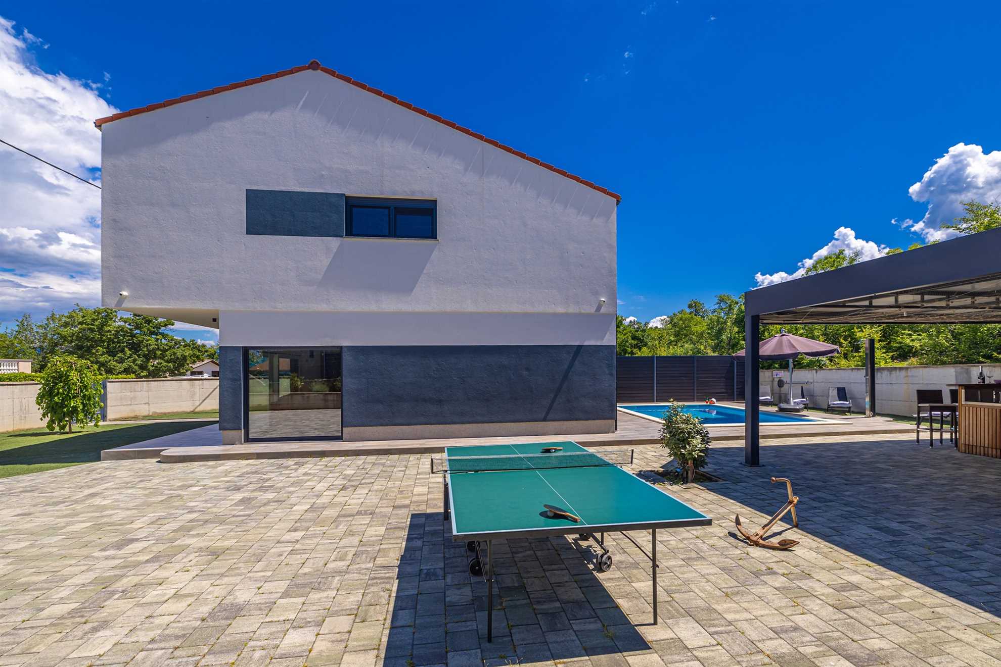 Holiday house VILLA GEORGE with heated pool