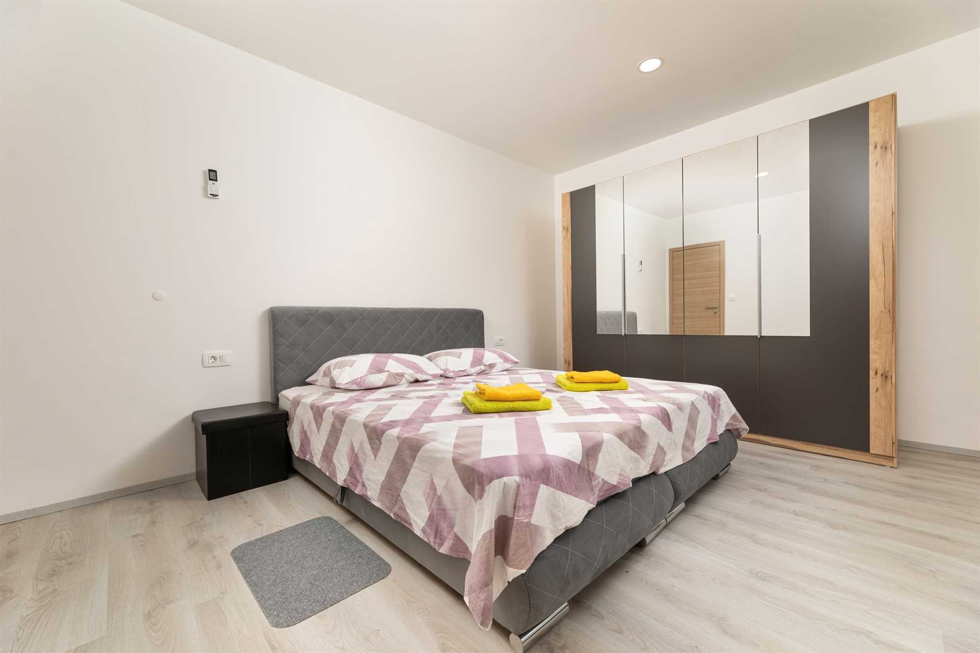 Holiday house VILLA GEORGE with heated pool