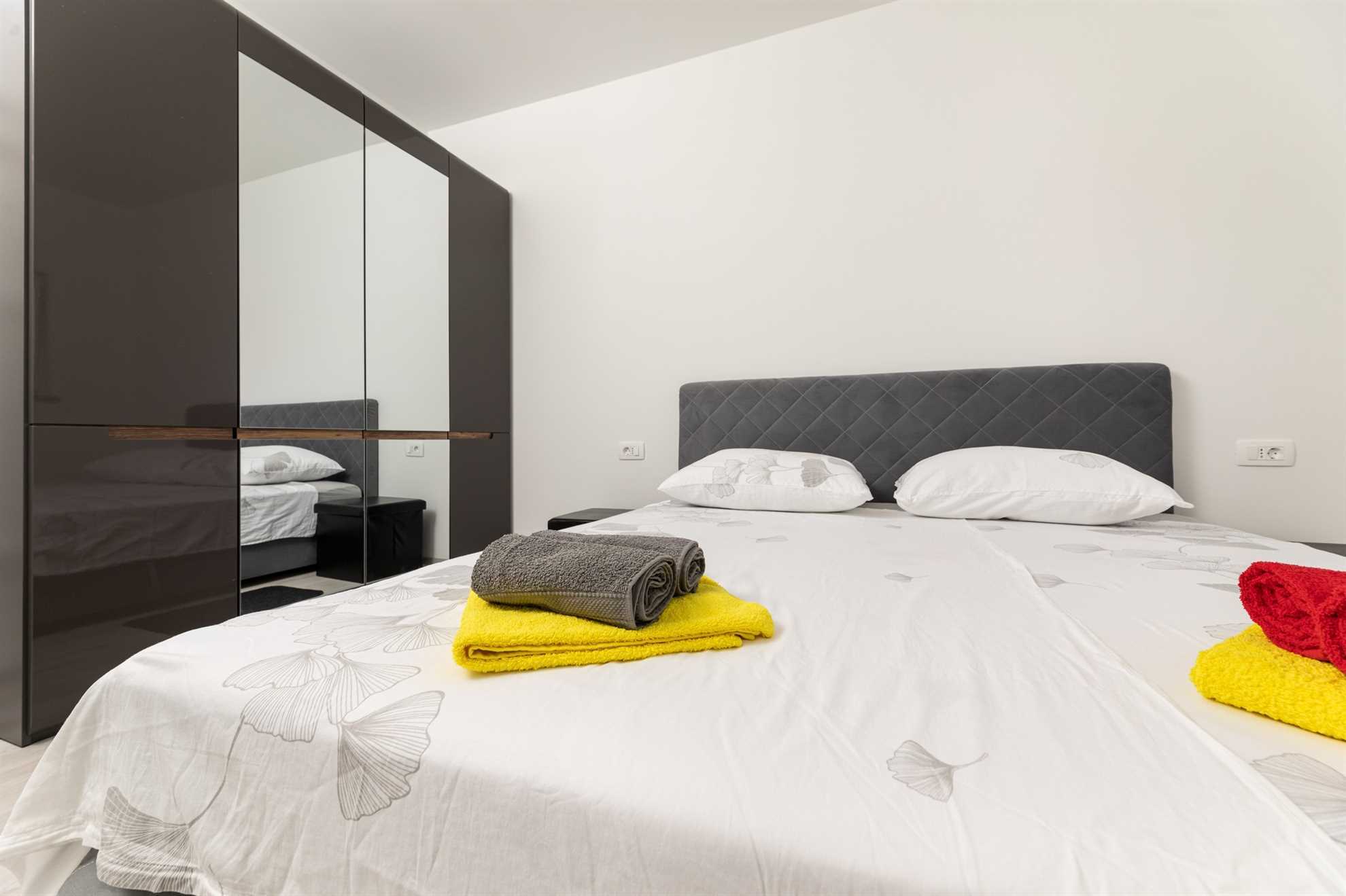 Holiday house VILLA GEORGE with heated pool