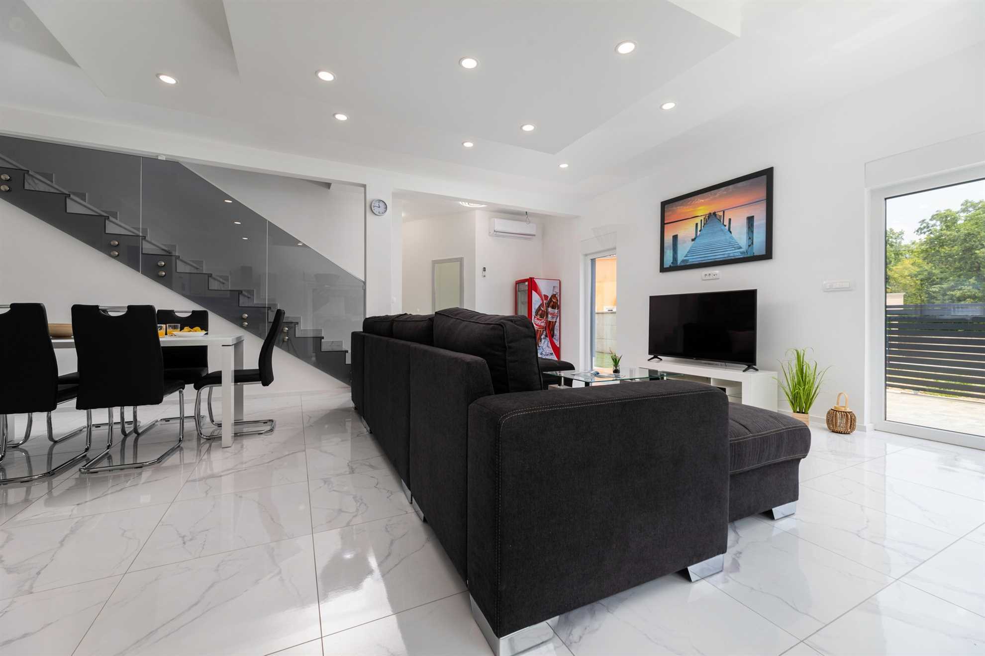 Holiday house VILLA VERONIQ with pool and jacuzzi