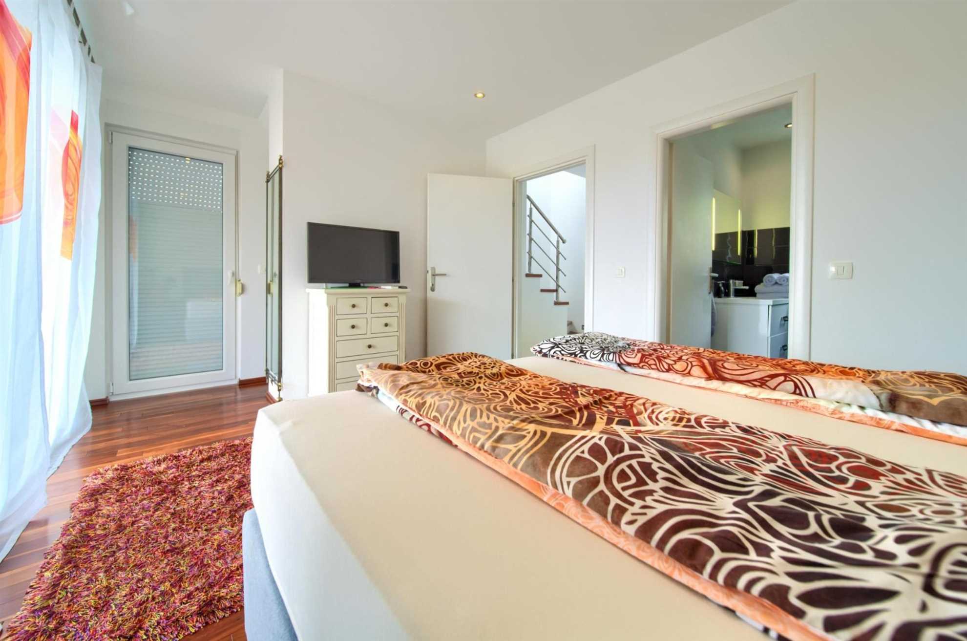 Ferienhaus RESIDENCIA LA FAMIGLIA mit beheiztem Pool