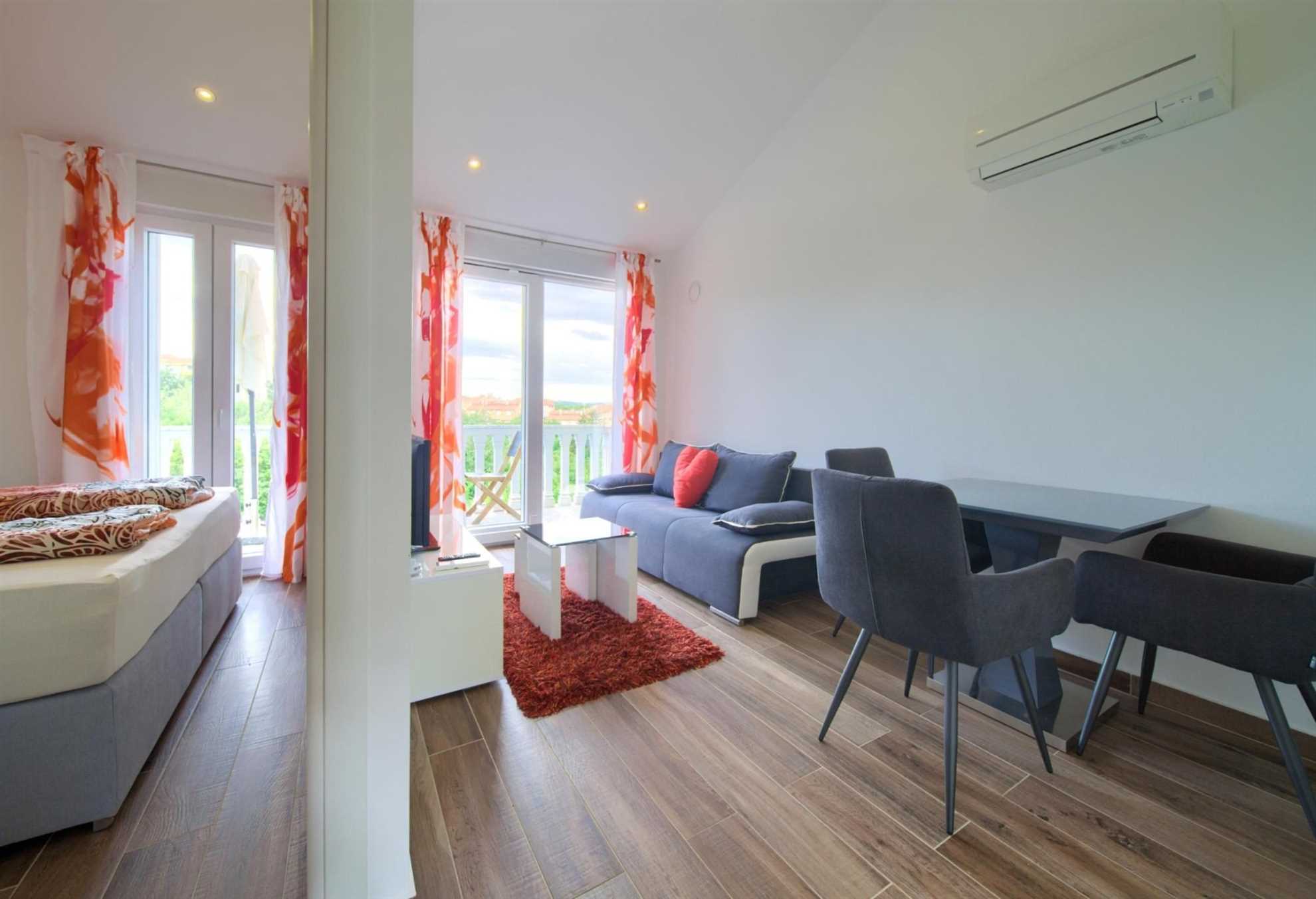 Ferienhaus RESIDENCIA LA FAMIGLIA mit beheiztem Pool