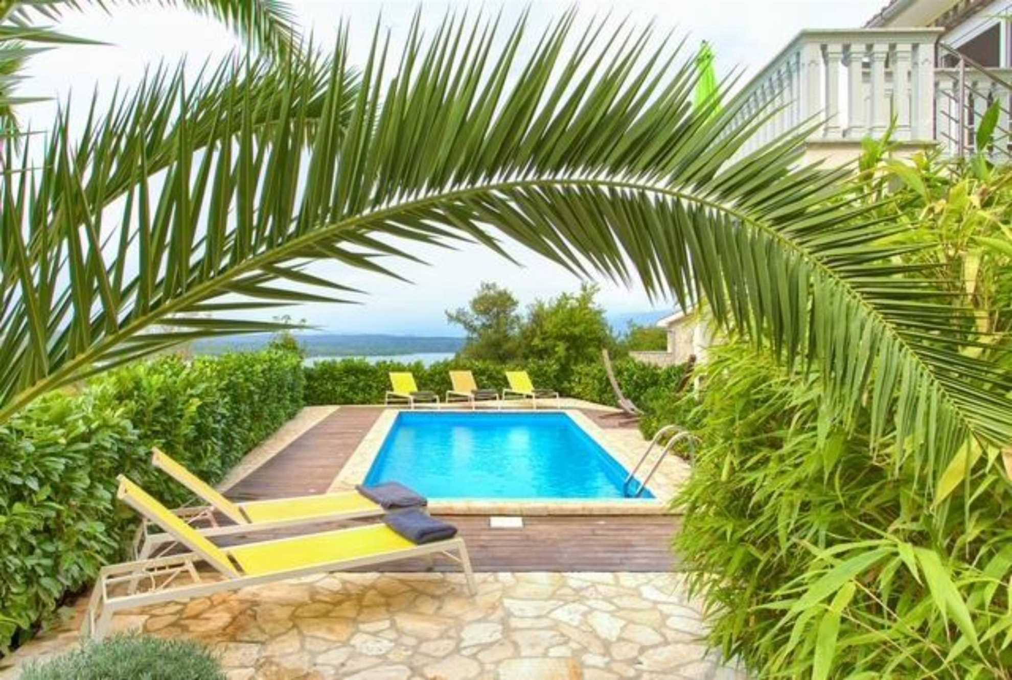 Ferienhaus RESIDENCIA LA FAMIGLIA mit beheiztem Pool