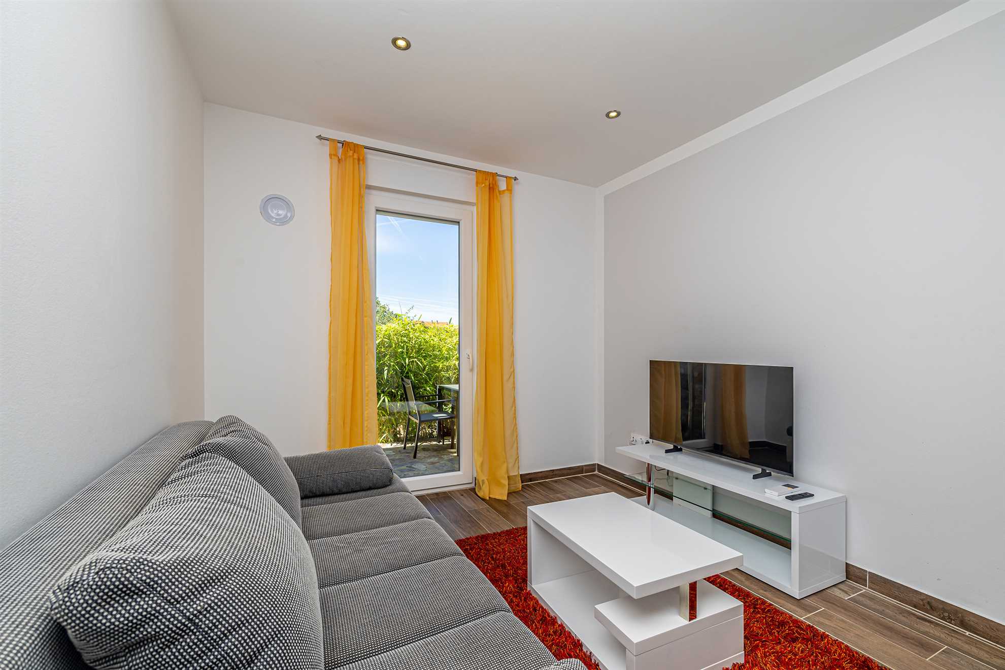 Holiday home RESIDENCIA LA FAMIGLIA with heated pool