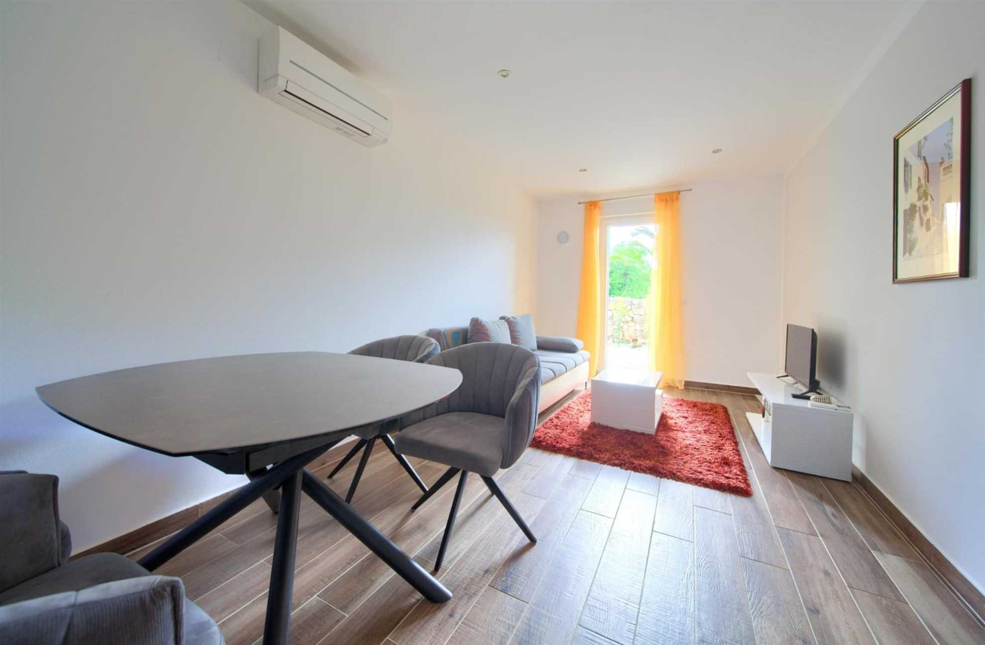 Ferienhaus RESIDENCIA LA FAMIGLIA mit beheiztem Pool