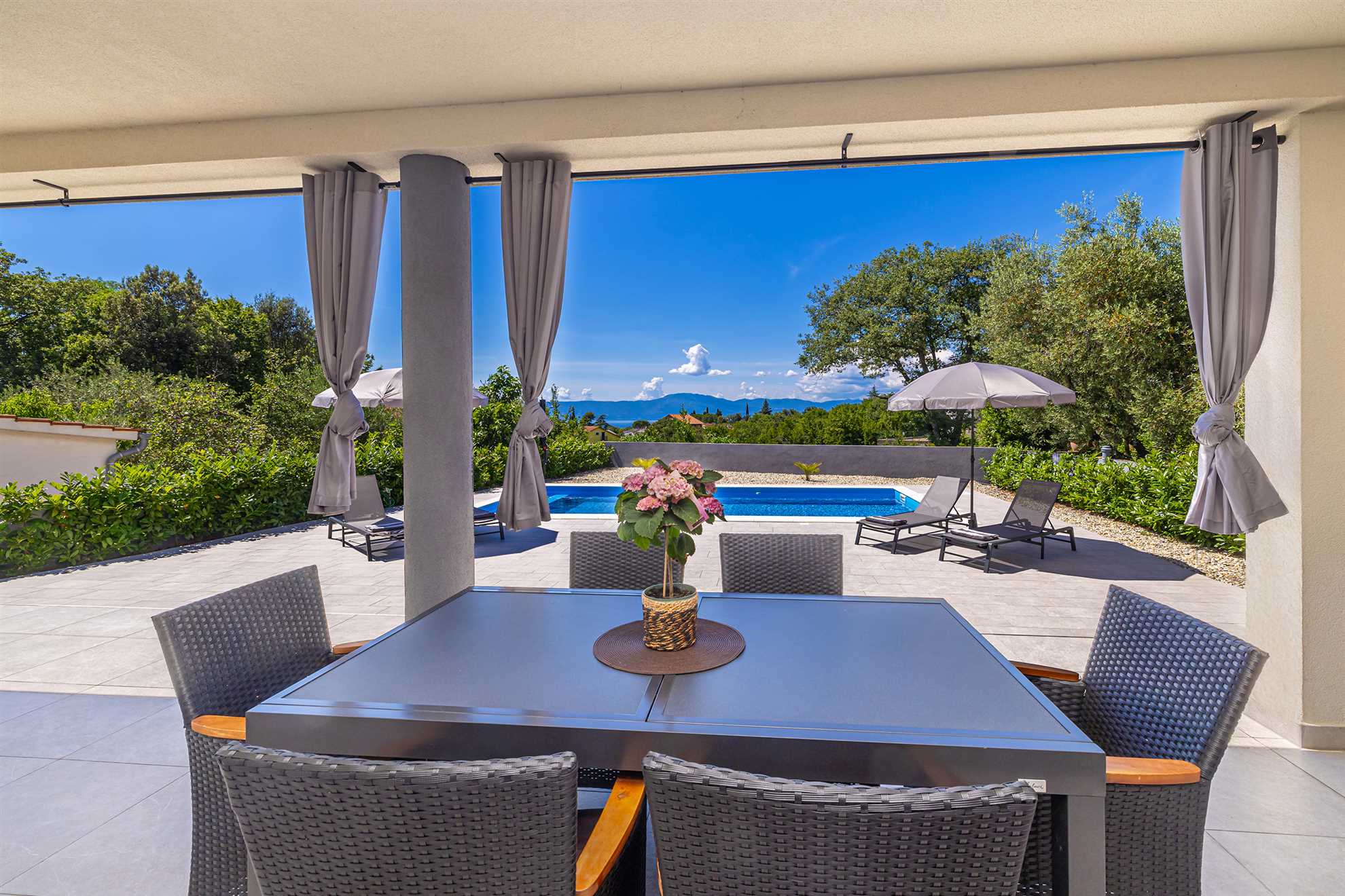 Villa MARIS with private pool