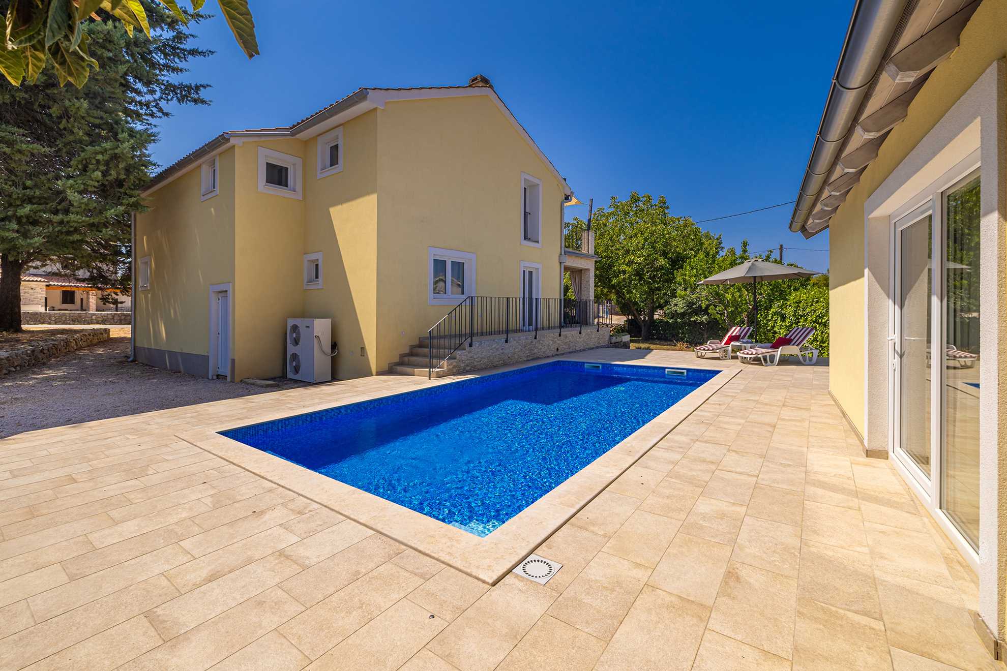 Holiday house VILLA OLIVA with pool