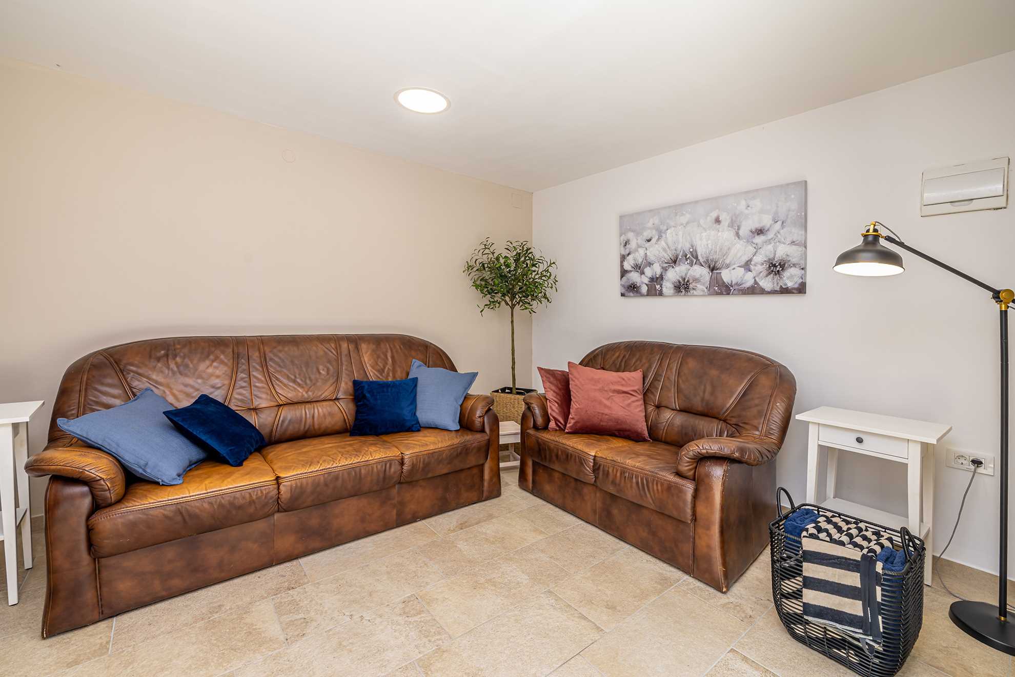Holiday house VILLA OLIVA with pool