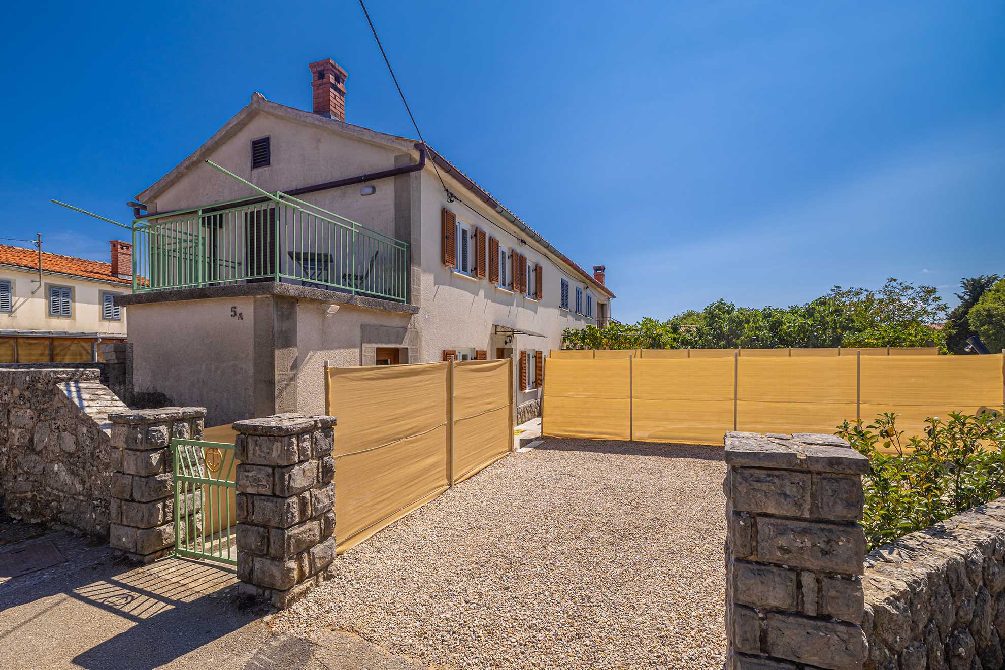 Holiday house SAN LEONARDO with private pool
