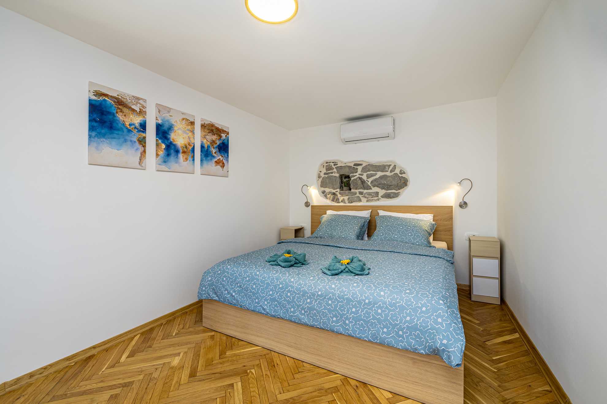 Holiday house SAN LEONARDO with private pool
