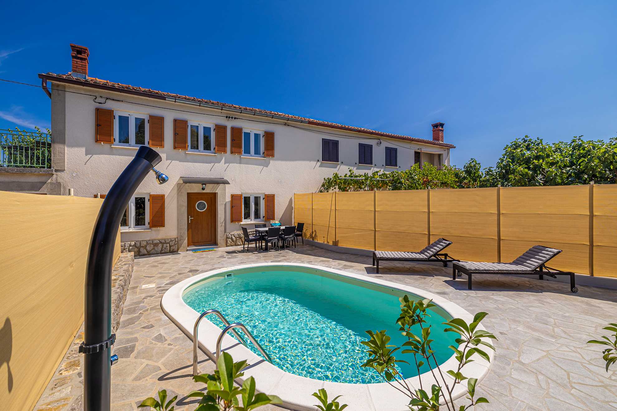 Holiday house SAN LEONARDO with private pool
