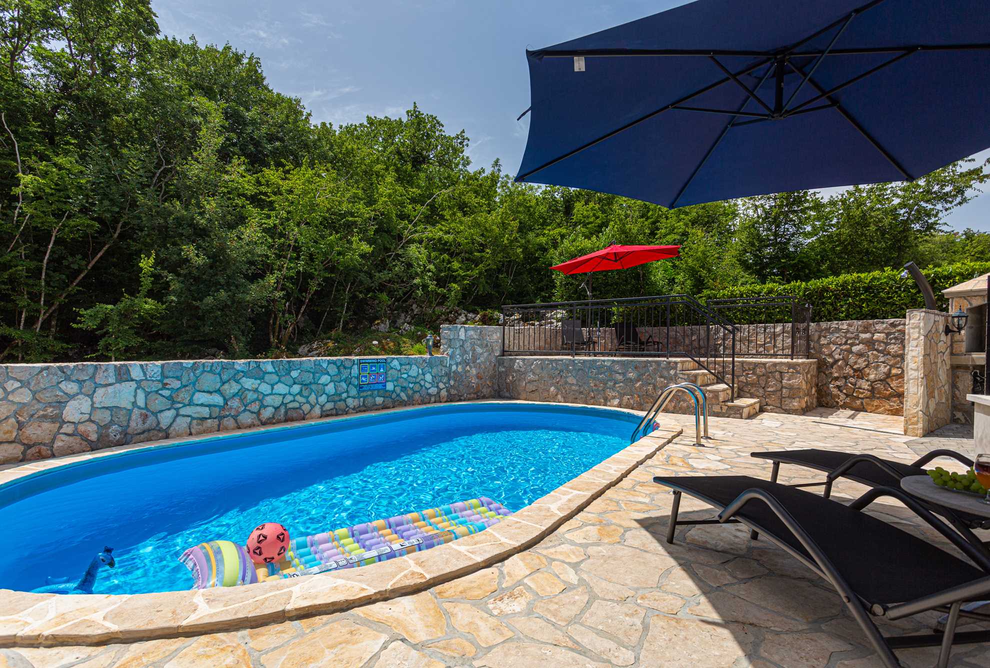 Holiday apartment SANELA with private pool