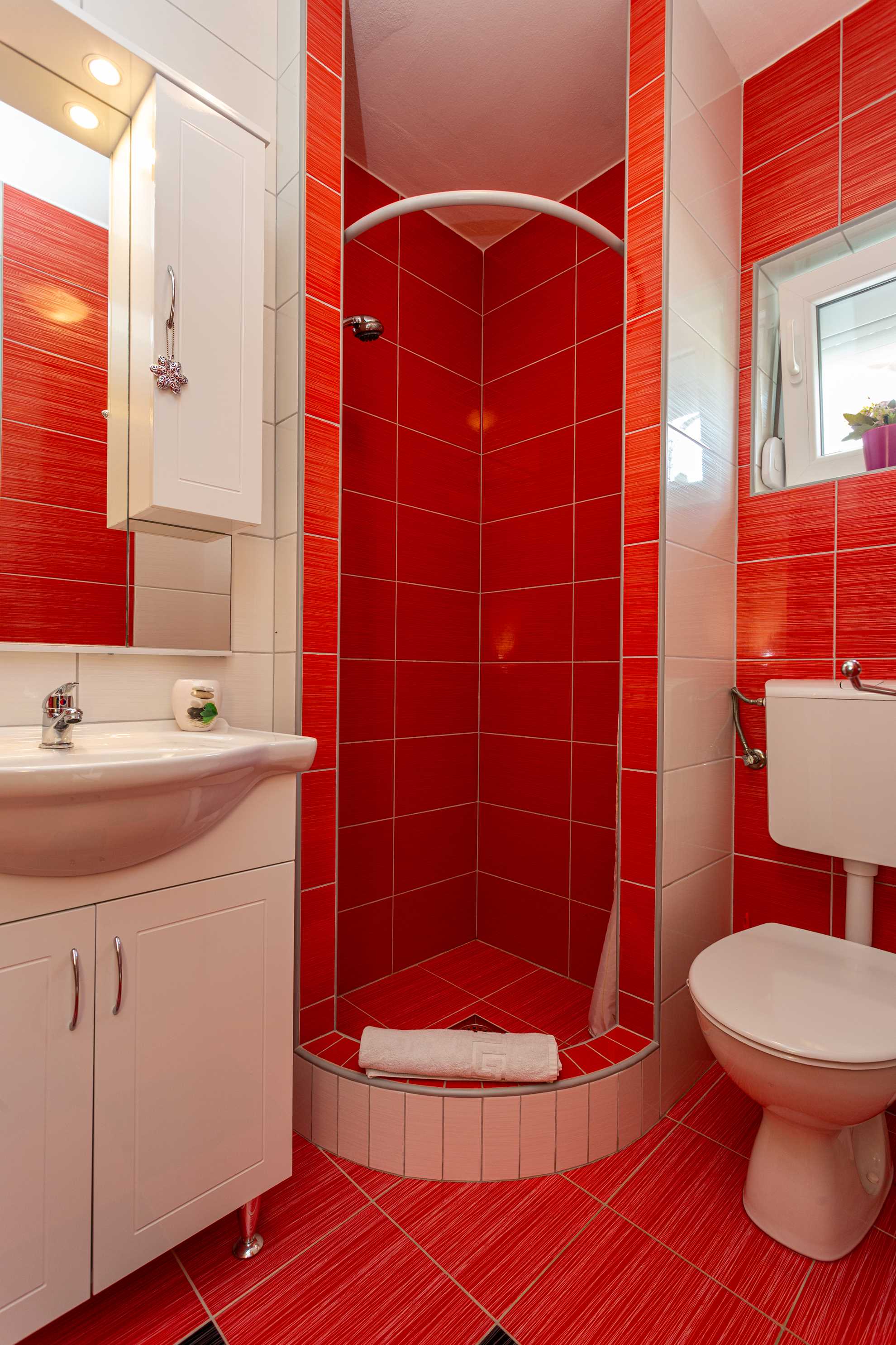 Holiday apartment SANELA with private pool
